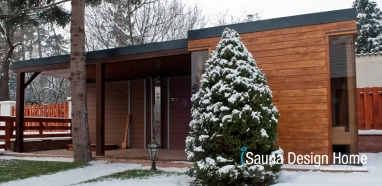 Kerti szaunaház előtetővel Kerti szaunaház előtetővel